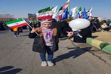  حضور کارکنان در راهپیمایی ۲۲ بهمن امسال